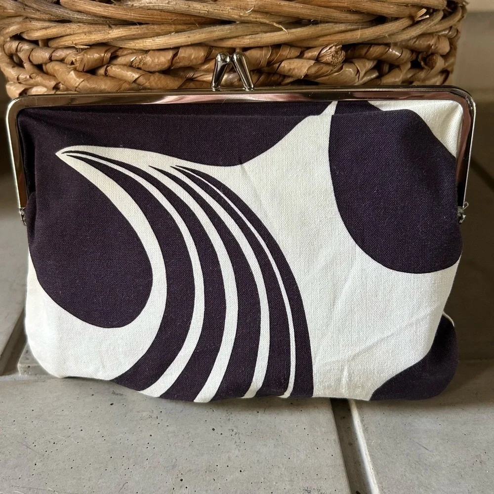 Marimekko Mini Unikko Coin Purse